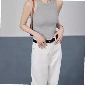 레이어드 홀터넥 나시 민소매티 슬림 세미크롭