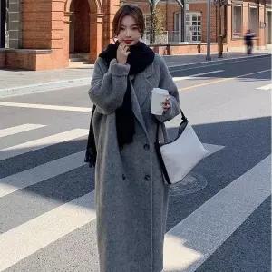 뽀뇨4 여성 감모 코트 봄가을 울 스타일이에요.