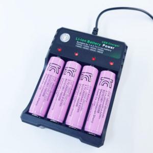 3.7V 18650 26650 배터리 건전지 4개 리튬이온 충전기 1개 풀세트