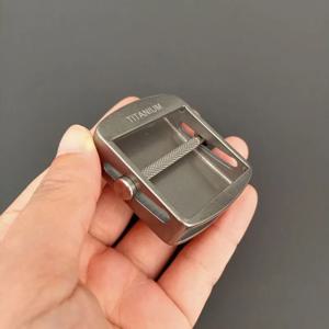 35mm/38mm 솔리드 티타늄 벨트 버클 롤러 자동 버클 남성용 아웃도어 전술 허리띠 티타늄 금속 녹 방지 버클 헤드