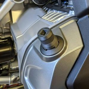 1pc 오토바이 블랙 소켓 제거 엔진 오일 필러 캡 도구 렌치 제거 BMW R1200GS/모험을위한 오토바이 수리 도구
