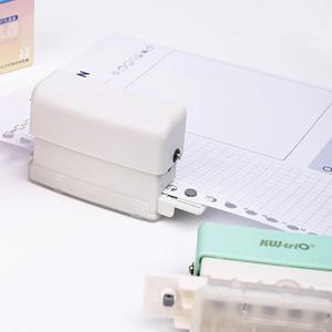 휴대용 미니 6홀 펀치 5.5mm 구멍 크기 다용도 스크랩북 DIY 종이 커터 학생 사무용으로 이상적