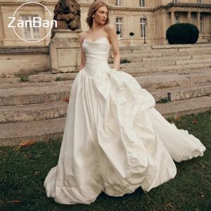 ZanBan 심플 새틴 스윗하트 A-라인 웨딩 드레스 모던 백리스 신부 가운 스윕 트레인 베스티도스 노비아스 보다 맞춤 제작