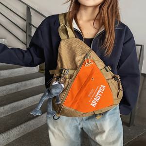 트렌디한 스포츠 양궁 가방 야외 산악 라이딩 백팩 남성용 대용량 가슴 가방 크로스바디 백 양방향 듀얼 숄더백