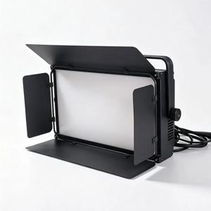 100W, 272개의 LED, 매립형 평판 조명, DMX512, 양색, 선형 디밍, 0-70 °   회의실 및 강당용 수동 빔 각도 조절 장치