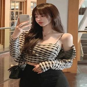 Afashion 세련된 긴팔 크롭탑과 베스트 세트 여성 슬림핏 스트랩 디자인 한국 스타일 동대문 신상 여름 2025