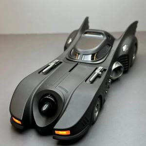 1/24 클래식 영화 자동차 합금 Batmobile 박쥐 스포츠카 모델 다이 캐스트 금속 장난감 레이싱 자동차 모델 사운드 라이트 시뮬레이션 어린이 선물