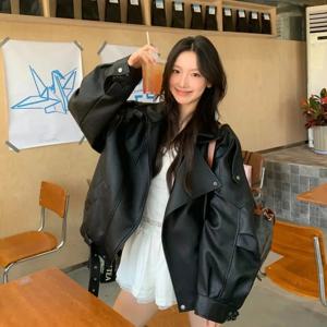 레트로 유럽 스타일 여성 가죽 자켓 오토바이 의류 초가을 새로운 디자인 PU 코트 탑 여성 패션 감각