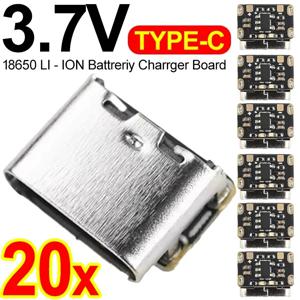 보조 배터리용 3.7V 18650 리튬 이온 배터리 충전 패드 컨버터 보호 컨버터가 있는 타입 C 입력 키보드 전원 플레이트
