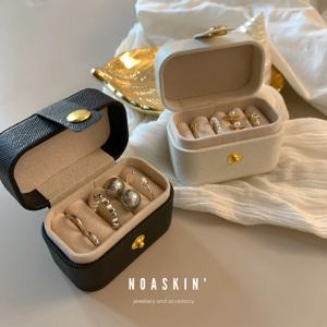미니 반지 상자 휴대용 작은 보석 주최자 디스플레이 여행 간단한 미니 선물 케이스 상자 가죽 귀걸이 목걸이 홀더