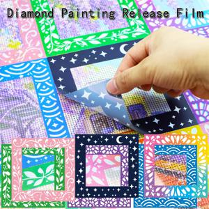 30PCS 다이아몬드 페인팅 릴리스 필름 프레임 커버 3.9/5.9 인치 재사용 가능한 플라스틱 보호 커버 6 패턴 정렬 도구.