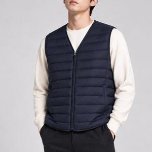 [파라고나] 남성 경량 패딩조끼 브이넥 이너 집업 겨울 베스트 D26V480