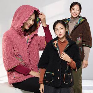[바네사리찌] 뽀글이 케이프 패딩