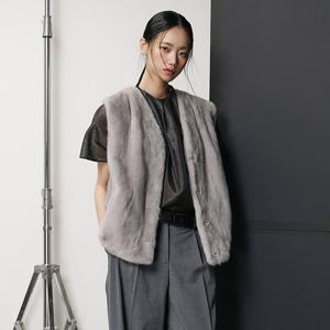유로컬렉션 사파이어 휘메일 풀스킨 밍크 베스트