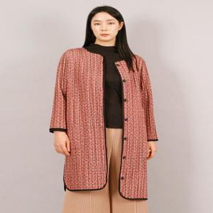 [요이츠]라운드 플리츠 페이즐리 누비 롱 코트_YG01PCT01