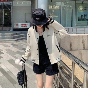[에이치플러스몰]가을 여성 퍼 자수 주말룩 바람막이