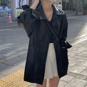 리오젠 하프 레더 자켓