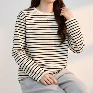 이너 기본티 캐주얼 줄무늬 긴팔 티셔츠