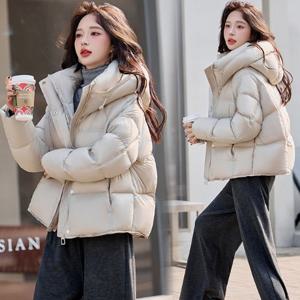 [블랙퀸] 여성 숏 패딩 후드 하이넥 푸퍼 점퍼 blk005389