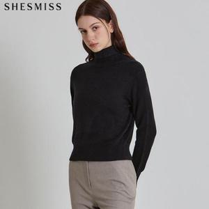 [쉬즈미스(SHESMISS)] 하이넥 크롭 니트 (택가격:138000원)