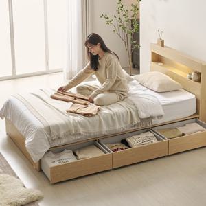 쿠폰가 204,000원 / 헤일리 LED 조명 3단 서랍형 수납 침대 프레임 Q