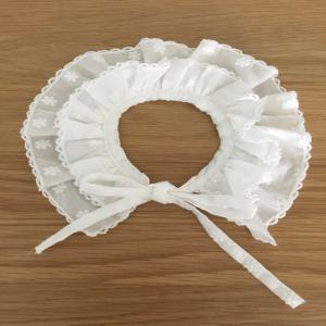 lace cape - white flower