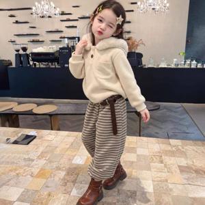 아이보리 플리스 후드 셋업 여아후드티 후드집업 맨투맨 트레이닝복 겨울 기모 R24572