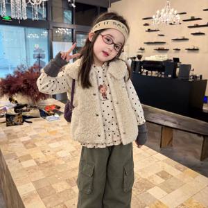 카라 램스 보아 베스트 여아조끼 패딩조끼 겉옷 겨울 기모 크림 아동 초등학생 R23676