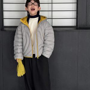 웨이브 퀼팅 경량 다운 점퍼 R23291