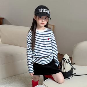 스트라이프 자수 롱슬리브 티셔츠 R21248