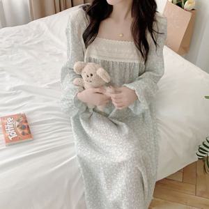 라비앙 스퀘어넥 긴팔 원피스잠옷