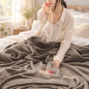 겨울 극세사 담요이불 밍크 블랭킷 무릎 차박 클라우드 벨벳 와플 밍크담요 무릎담요 차박이불