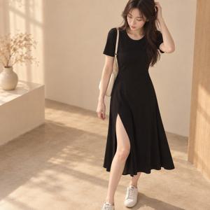 롱드레스 A라인 트임 트임 원피스 블랙 반팔 이너 A라인 트임 원피스 라운드