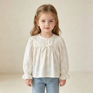 아일릿 리본 화이트 블라우스 R29106