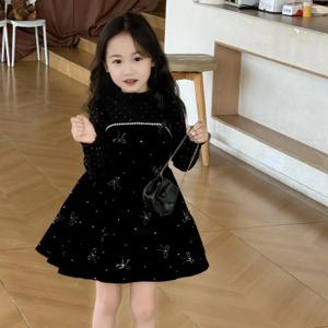 반짝이 별 블랙 원피스 R29131