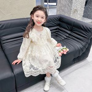 레이스 빅카라 아이보리 원피스 R29281
