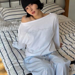 루미에르 오프숄더 티 (White)