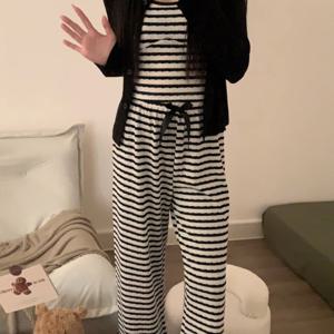 미드나잇 3pcs 민소매 가디건 상하세트 파자마 잠옷 여성 홈웨어 캡내장