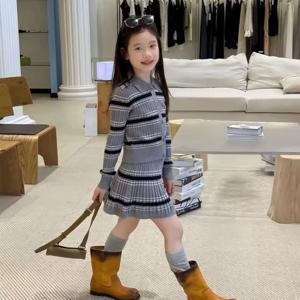 스트라이프 폴로 카디건 & 스커트 세트 R30279