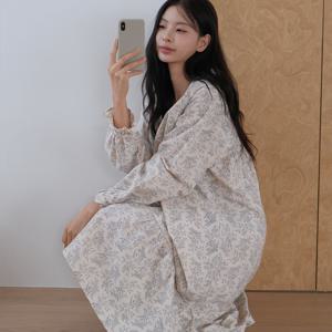 베르니 플라워 피치기모 긴팔 원피스 잠옷