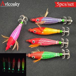 AVLCOAKY 글로우 가로형 이기 루어 세트 5개 - 8cm 바닷물/민물용 낚시 장비, 진짜 새우 & 오징어 징 포함, 트롤링, 캐스팅, 징낚시에 적합, 바다낚시용 청어미끼, 멀티컬러 이기 미끼