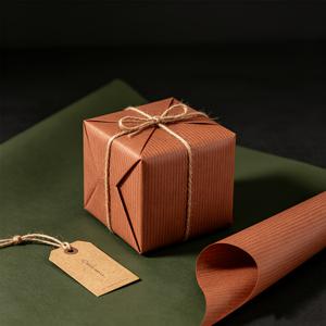 선물 포장지 1롤, 재사용 가능한 양면 선물 포장지, 크라프트 종이 재질, 생일 선물 포장, 크리스마스 선물, 상자 안감, 플로럴 포장, 수공예, 데스크탑 리폼에 적합