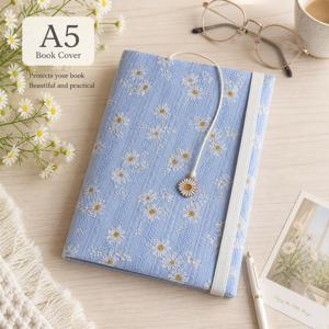 엠보싱 블루 데이지 플로럴 & 데이지 참이 있는 A5/A6 사이즈 소프트 조절식 패브릭 북 슬리브 커버 1개 - 여행 저널, 노트북, 다이어리용 재사용 가능한 케이스, A5/A6 노트북과 호환