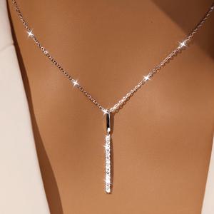 여성용 패션 목걸이 1개, 정사각형 롱 펜던트 초커, 심플한 OL 스타일, 정교하고 빛나는, 우아하고 고급스러운 새로운 디자인, 일상/휴가/밸런타인데이/생일/어머니의 날 선물용으로 적합한 여성용 목걸이