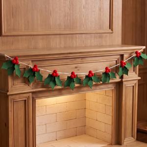 Felt Holly Garland, Handmade Christmas Decor with Red Berries Banner, Holly and Berries Hanging Felt Banners for Christmas Xmas Holiday Decor, Christmas Decorations