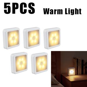3.15인치 정사각형 LED 스마트 센서 조명, 침대 옆 무드등 5개, 웜화이트 및 쿨화이트 조명 옵션, 어디든 부착 가능한 자체 접착식, 어두워지면 자동 점등, 배터리 작동식(배터리 미포함), 다양한 장면 조명에 적합
