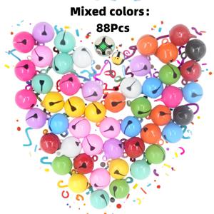88개 혼합 색상 작은 방울, 14mm 캔디 컬러 둥근 장식용 방울, 크리스마스 장식, 열쇠고리 DIY, 휴일 장식, 고양이/개 반려동물용 방울, 선물 포장용