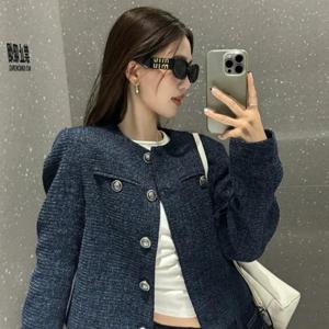 여성용 네이비 블루 숏 빈티지 스타일 재킷 - 2025년 가을 루즈핏 라운드넥 앞단추 가슴 포켓, 단색 신축성 없는 원단, 봄/가을 캐주얼 및 전문가용 복장, 스타일리시한 출퇴근복, 빈티지 영감 디자인, 전통적인 테일러 스타일