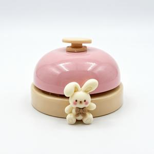 1개 귀여운 3D 토끼 벨, 핑크색 금속 데스크탑 호출 벨, 식당 사무실 접수 서비스 벨, 학생 교실 인터랙티브 게임 퀴즈 벨, 다양한 색상 옵션