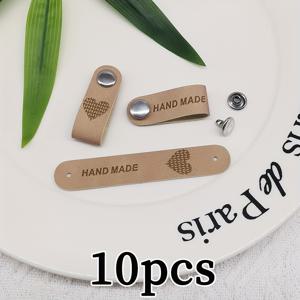 50/10개 수제 태그, 하트 라벨과 10개 세트의 못, 인조 가죽 태그, 의류 수제 엠보싱 태그, 비니 태그, 수제 제품용 인조 가죽 태그, 크로셰 뜨개질 태그, 수공예품용 라벨 – 쉬운 부착, 창조물을 더욱 높이세요